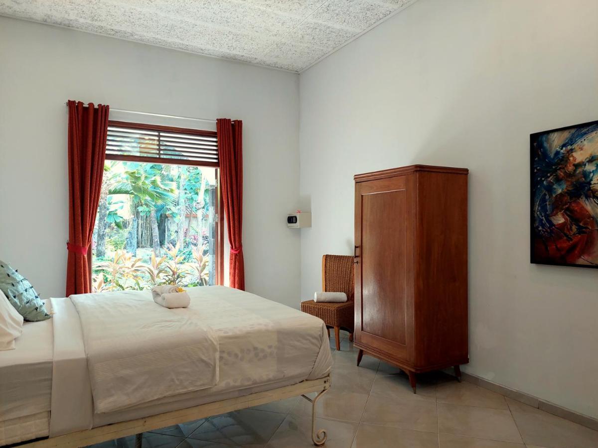 Villa Kelapa Lovina Exteriör bild