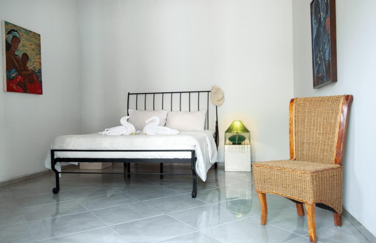 Villa Kelapa Lovina Exteriör bild