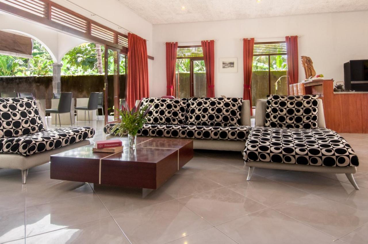 Villa Kelapa Lovina Exteriör bild
